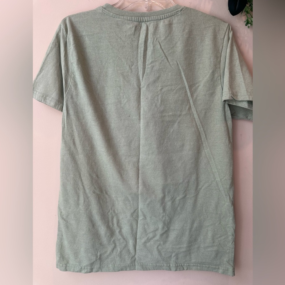 Floral Graphic Tee - Light Green - Picture 8 of 8